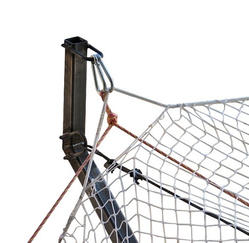 Защитно-улавливающая сетка (ЗУС) комплект кронштейн и 2 опоры с креплением - stroymarket66.ru - Санкт-Петербург